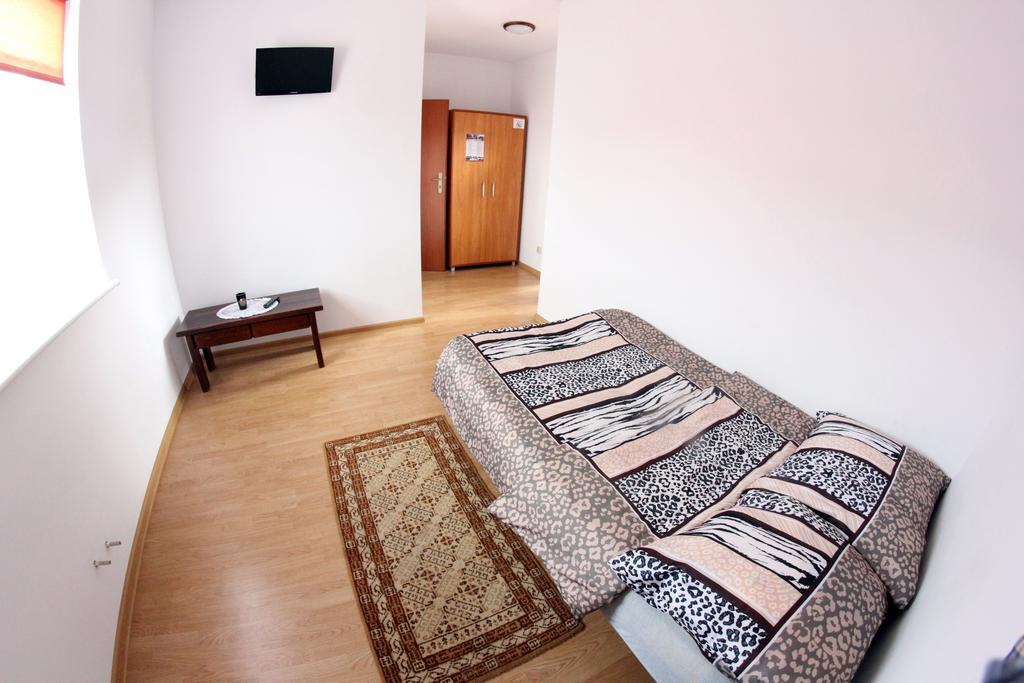 Rafaello Pokoje Goscinne Łagów Kamer foto