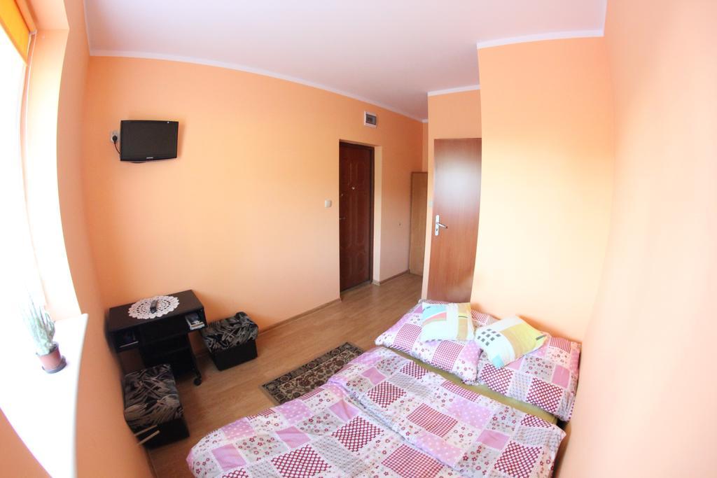 Rafaello Pokoje Goscinne Łagów Kamer foto